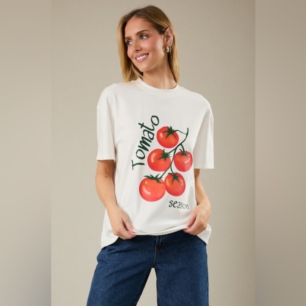 Tomato Season Short Sleeve Graphic T-Shirt - Sunday Edition